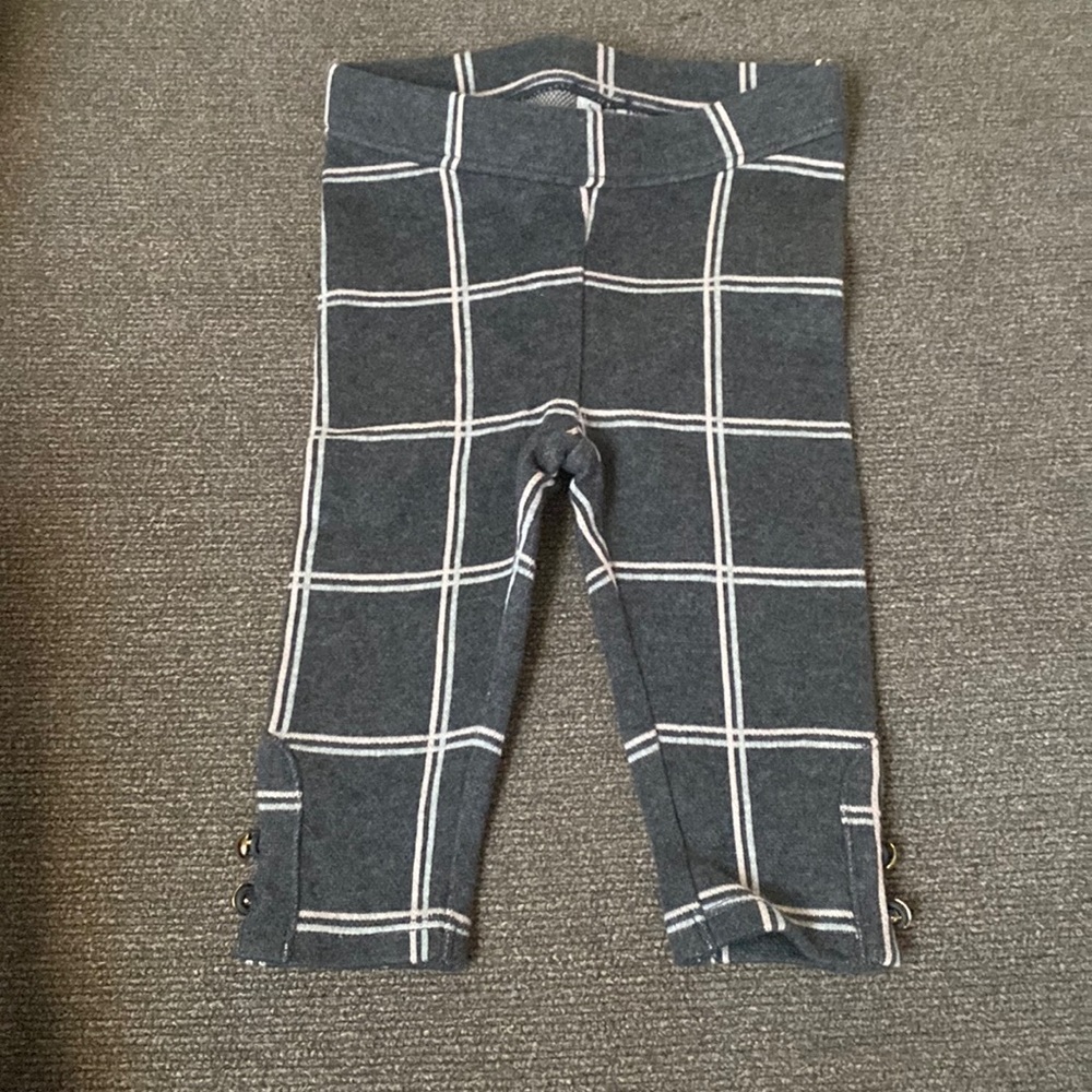 NWT Janie and Jack leggings with Gold buttons Size 3-6 months
